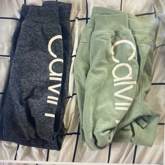 Calvin Klein Pants - Calvin cline joggers